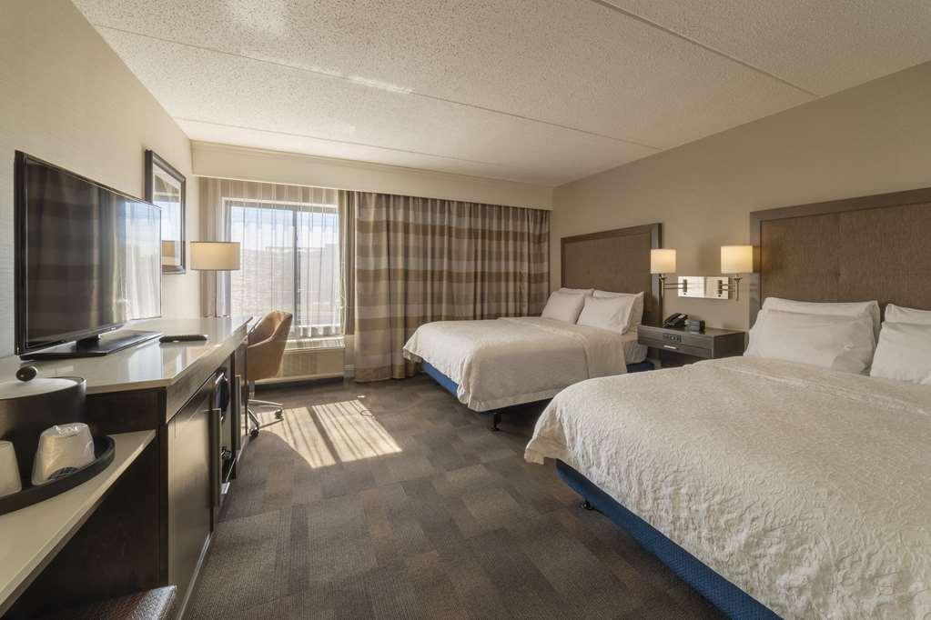 Hampton Inn Carlstadt At The Meadowlands Szoba fotó